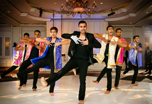 things a brother should do on his sisters wedding