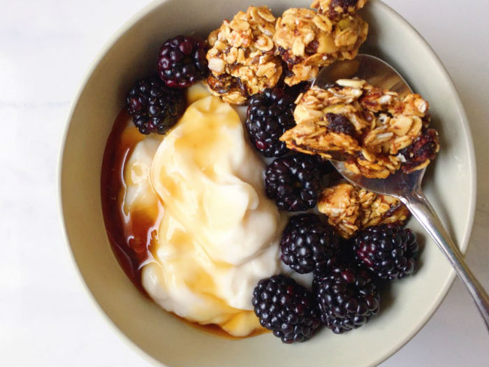 Apple-Banana-and-Date-Granola-Cereal