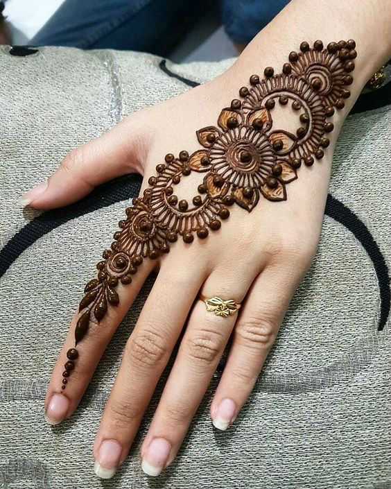 Bail / Bel Mehendi Design 