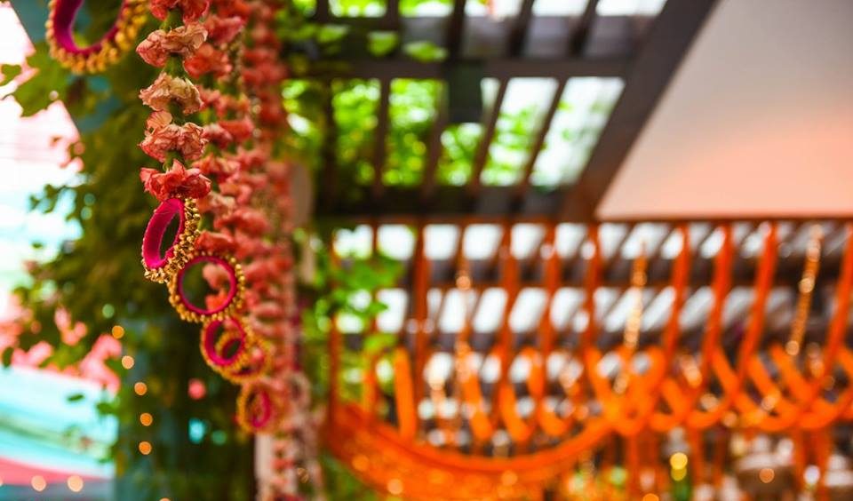 Chic Bangles Theme for Mehndi