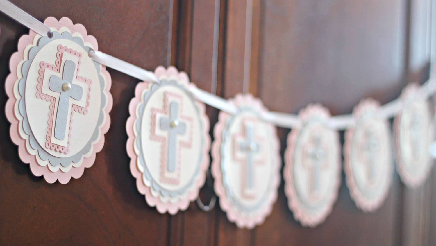 Have a memorable first communion party for your child!