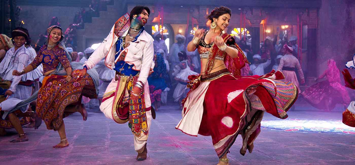 Traditional Dandiya Dresses Which are Totally in Now!