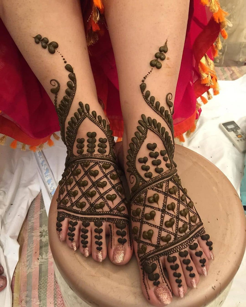 Hearts Foot Mehendi Designs