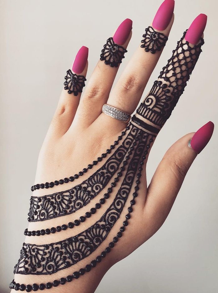 Jewellery Inspired Mehendi Design