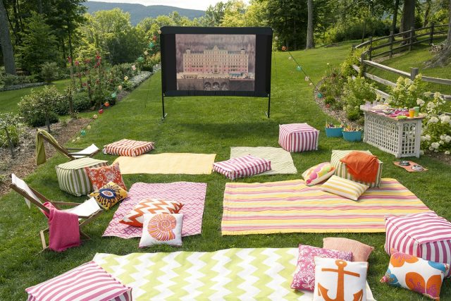 movie-night-birthday-party-theme-ideas