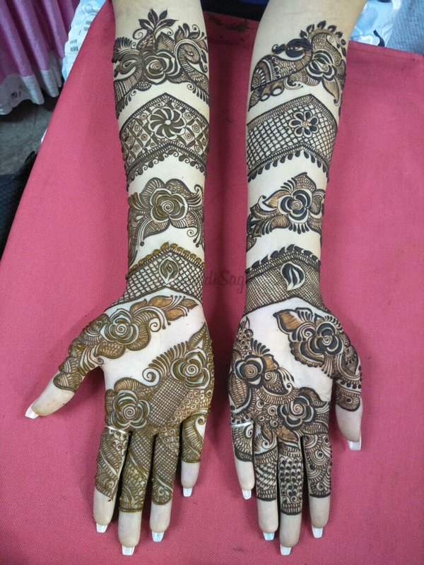 Mughlai Mehendi Design 