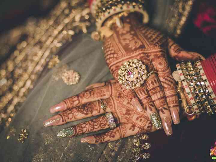 Elegant Bridal Nail Art Inspiration for the Upcoming Wedding!