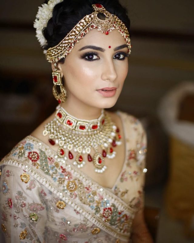 No Makeup Look for Brides