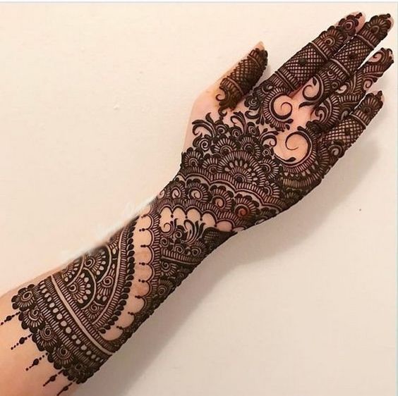 Pakistani Mehendi Design