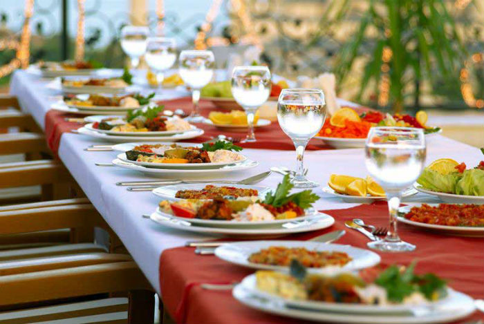 Spice up your celebration with perfect outdoor catering