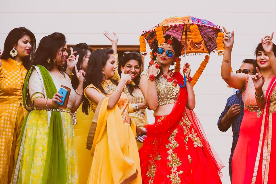 Raas-Luxury-Weddings-props