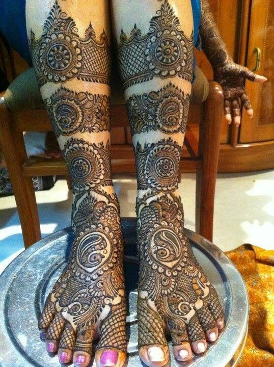 Rajasthani Style Foot Mehendi Design