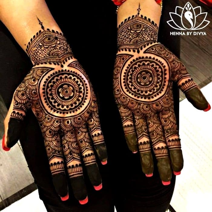 Repetitive Motifs Mehendi Design