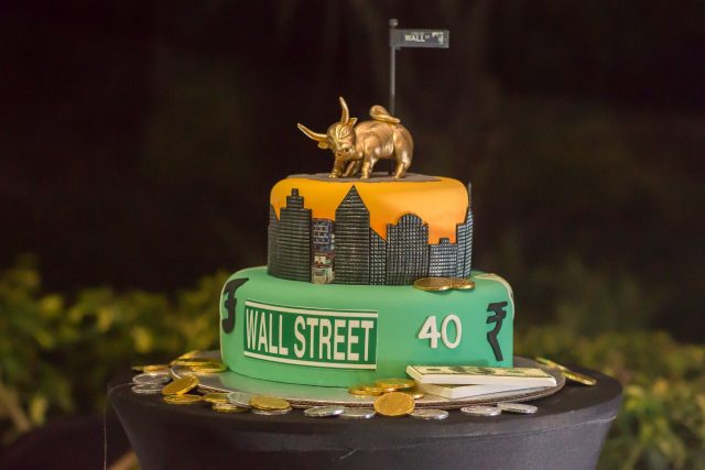 Share-Market Birthday Cake