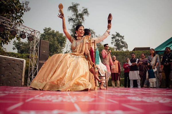 The Shoe Game is still the Couple most Favourite Game to Play at the Wedding