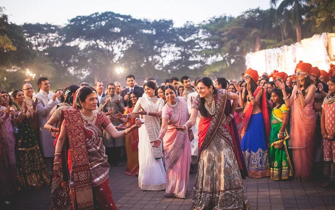 Best Songs For A Groom Side vs Bride Side Dance Off!