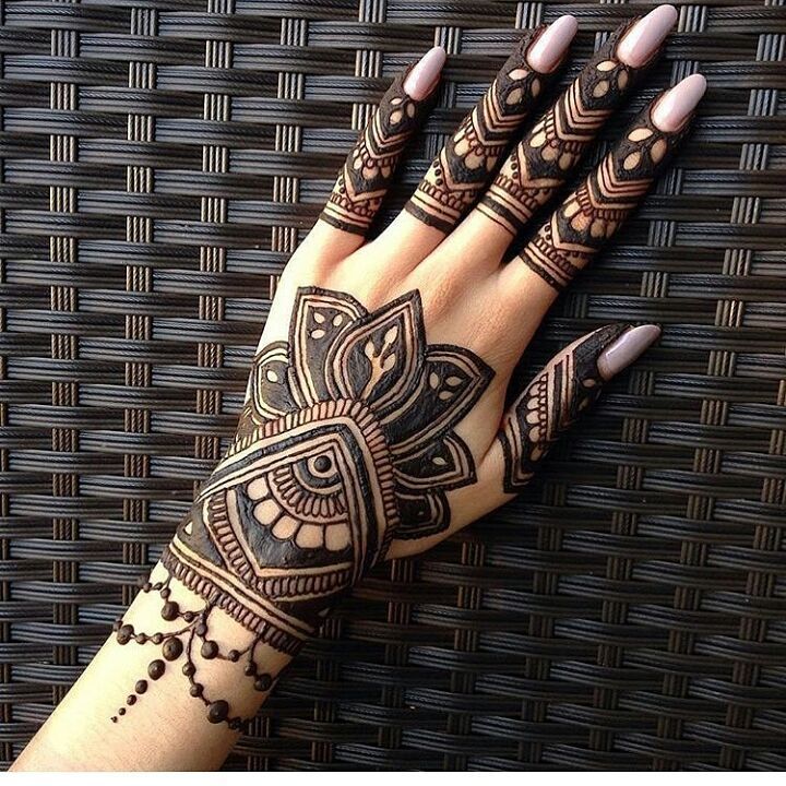 Tribal Mehendi design