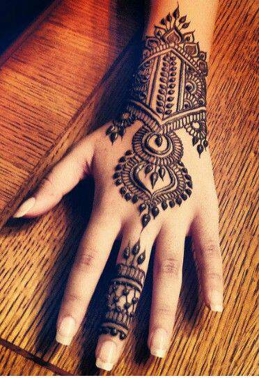 Tribal Mehendi design