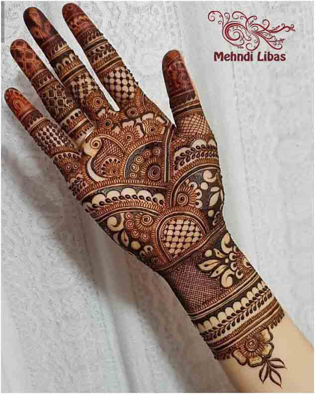 Unadulterated Elegance in Mehndi