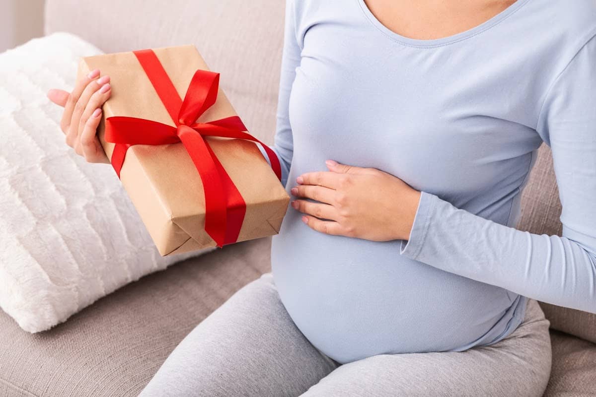 Valentine’s Day Gifts for Pregnant Women