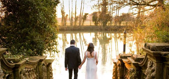 How to Arrange a Budget Wedding at a Luxury Venue
