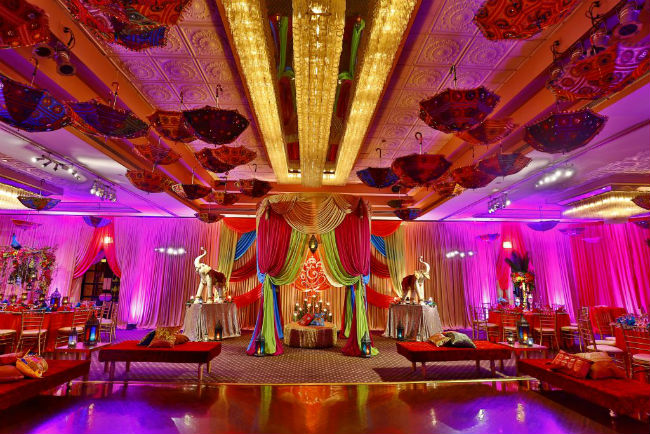 wedding-ceiling-decoration-ideas-1-7635