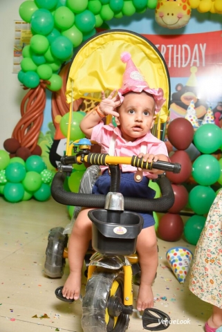 Click with Birthday Boy