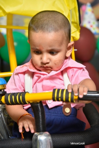 Click with Birthday Boy