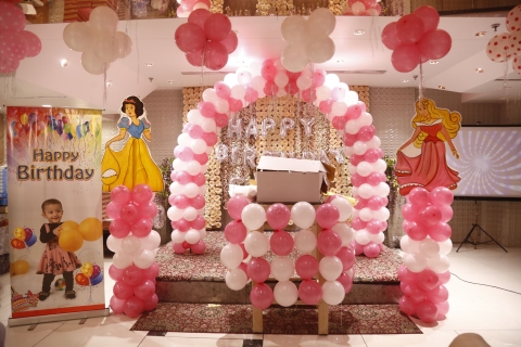 Decorate With Baloom