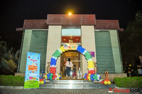 Front Gate decoration