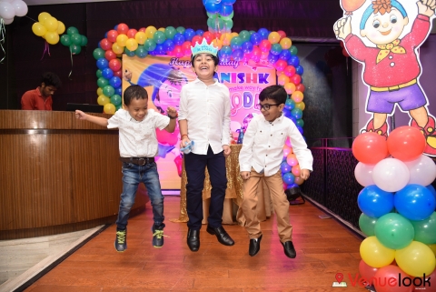 Fun & Play with friends