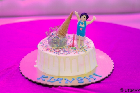 Cartoon on Cake