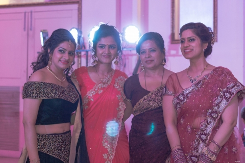 Photo of weeding Enjoy