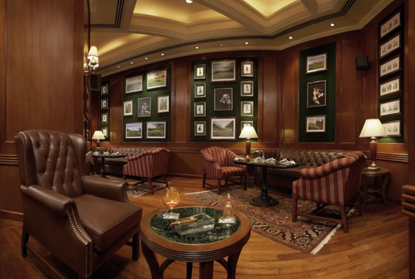 Golf Bar at ITC Maurya Hotel
