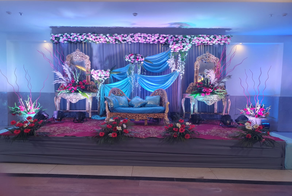 Dee Marks Hotel & Resorts