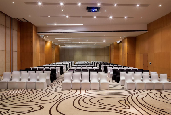 Maresille The Boardroom at Novotel Kolkata And Residences