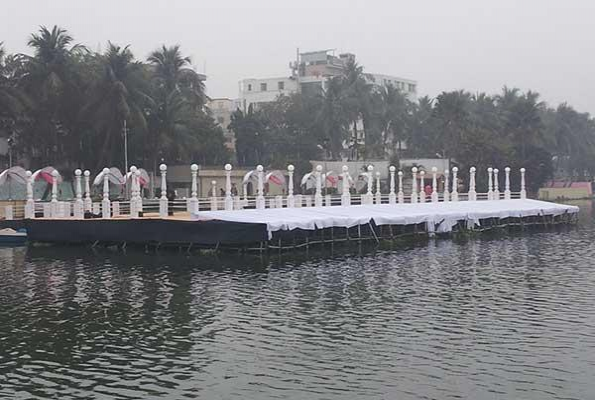 Lake Side at Calcutta Boating & Hotel Resorts