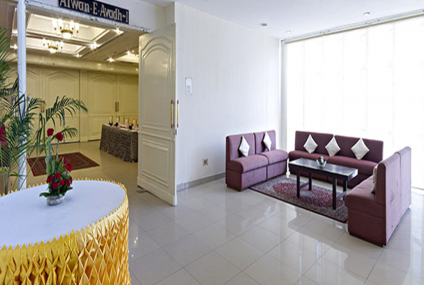 Hotel Clarks Avadh 1