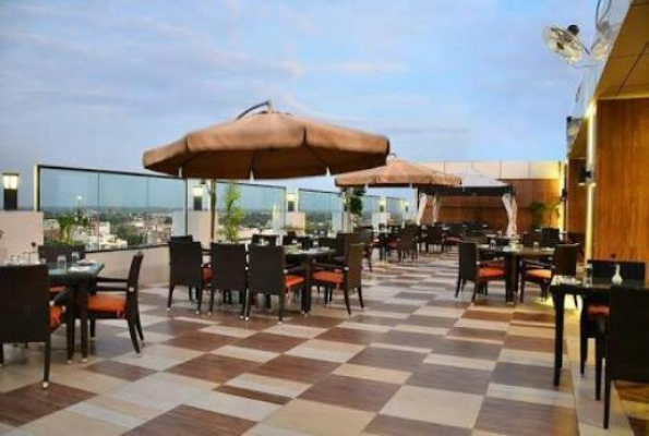 Urban Terrace at Hotel Lineage