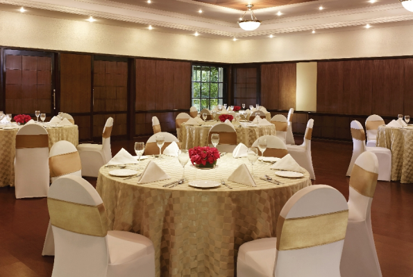 Emerald Hall at The Gateway Hotel Athwalines Surat