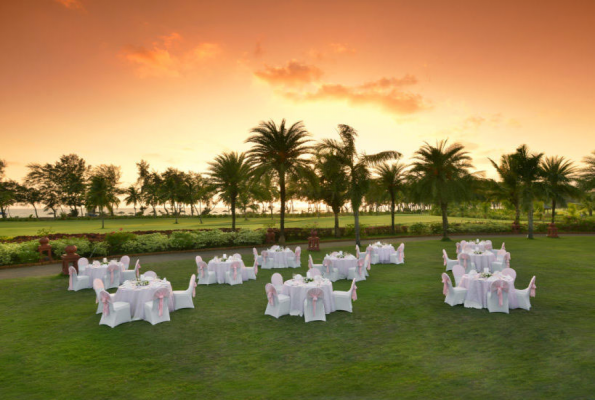 Outdoor Garden at The Lalit Golf & Spa Resort