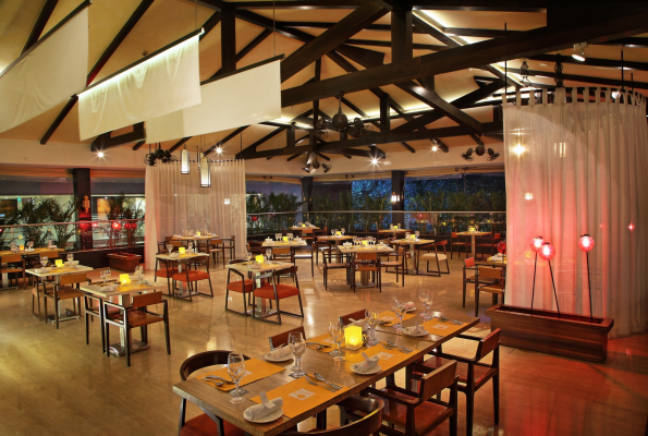 The Bar at Novotel Goa Shrem