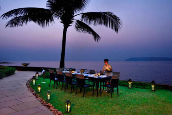 Waterfront Terrace & Bar at Goa Marriott Resort & Spa