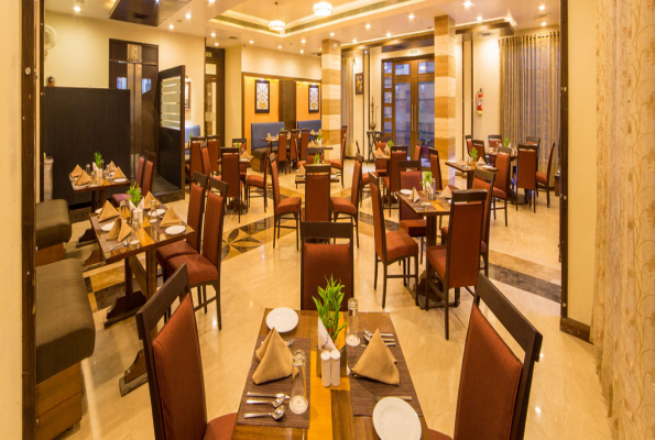 Navidya Restaurant at Amantra Comfort Hotel