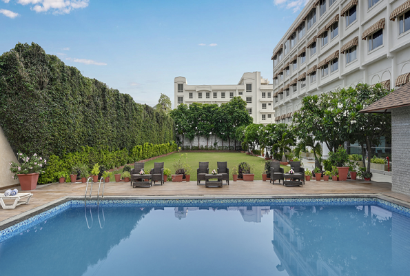 Edhatu Valley View Resort & Spa 3