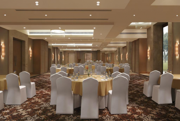 Coronation Room at DoubleTree by Hilton Hotel