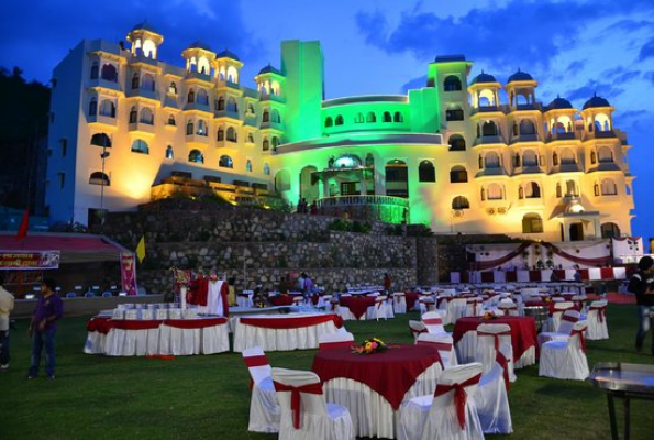 Meadows Lawn at Bhairav Garh Palace