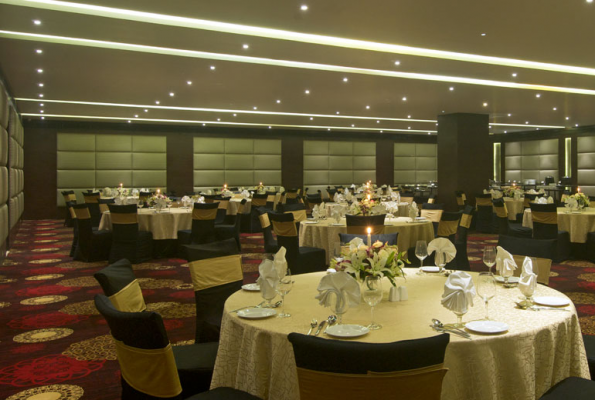 Pre Function Area at Four Points by Sheraton