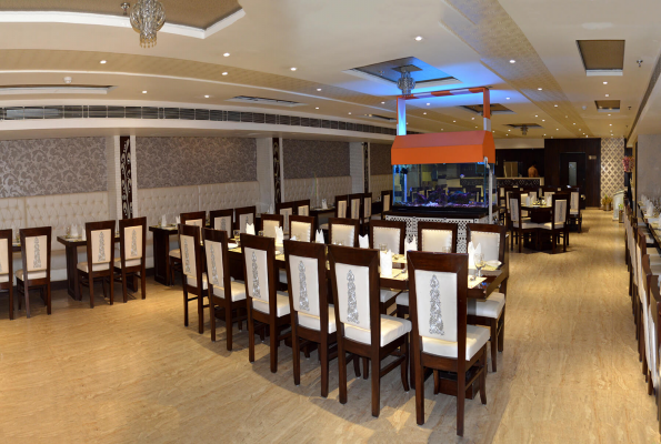 Restaurant at Hotel Samovar