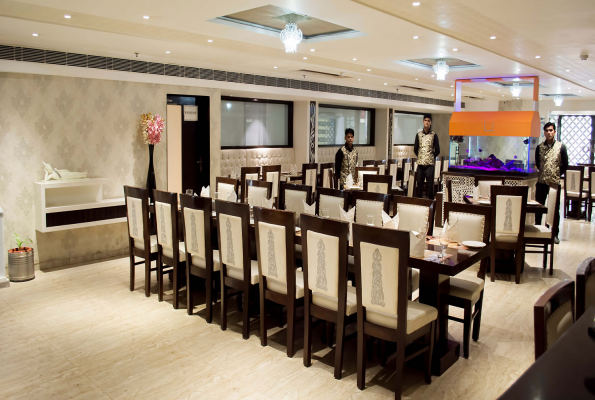 Restaurant at Hotel Samovar